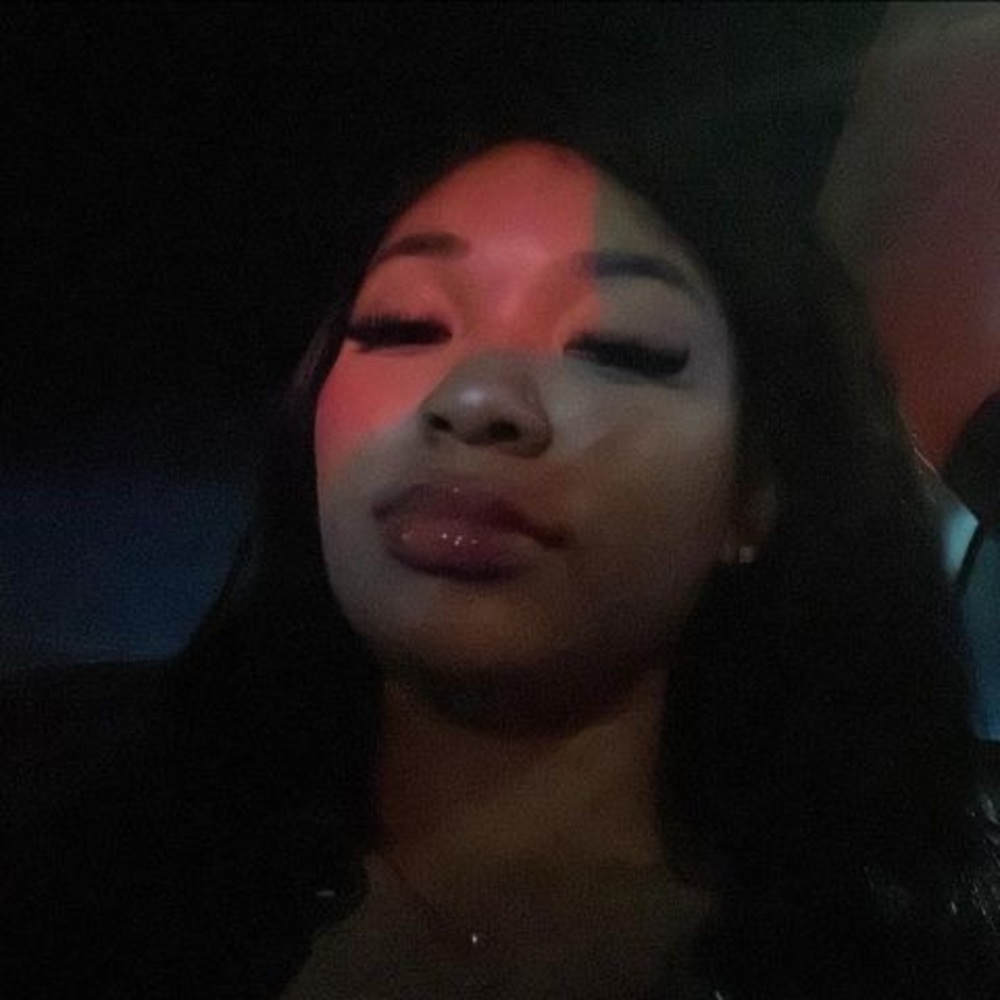 Meet your Posher, Adaija'h